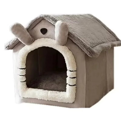 Niche lavable pour chien installée en extérieur